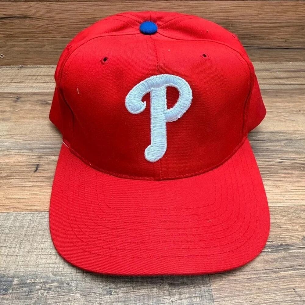 Vintage Philadelphia Phillies red script P snapback baseball hat